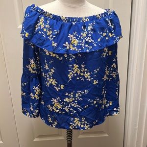 🌼 2 for $20 SALE • Sienna Sky off the shoulder top